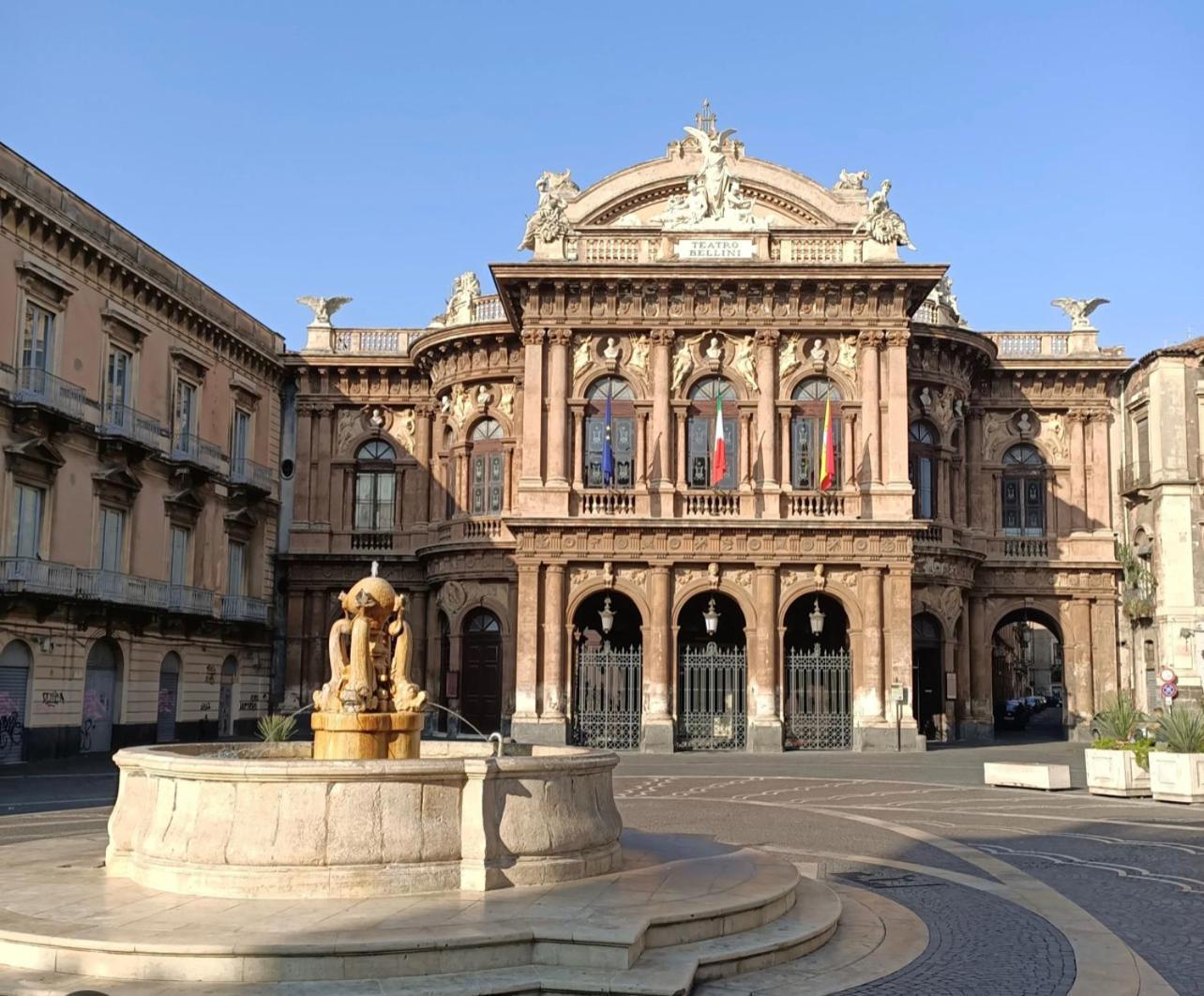 Wonderful Teatro Massimo Bellini Apartment Катания Екстериор снимка